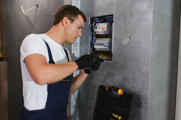 Best Electrical Contractors for Businesses  in Manorville, NY
